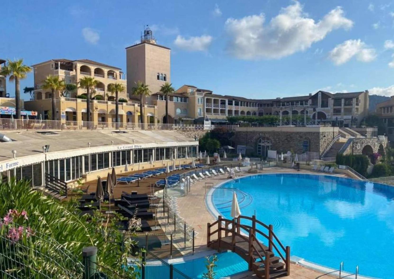 Appartement Cap Esterel 4/5 Personnes Saint-Raphaël エクステリア 写真